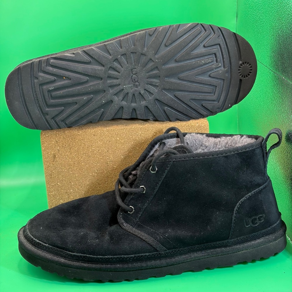 UGG Neumel 3236 Wool Lined Chukka Boots Mens 12 Black Suede Lace Up Wicking Shoe